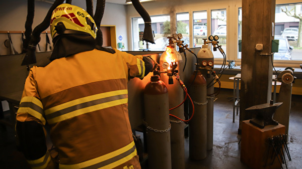 Freiwillige Feuerwehr Stadt Zug Nr 62 Brand Gasflasche