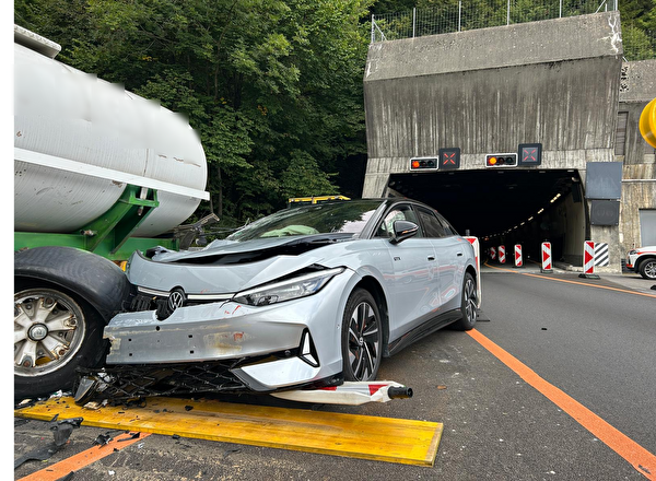 Verkehrsunfälle auf Urner Strassen – mehrere Personen verletzt