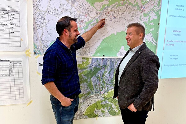 Stabschef GFS Bürglen Toni Herger (links) und Sicherheitsdirektor Dimitri Moretti. (Bild Amt für Bevölkerungsschutz und Militär)