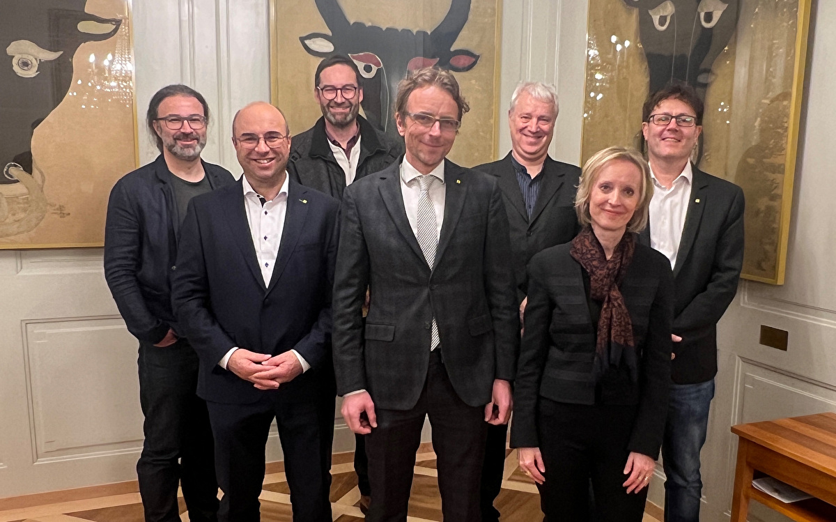 Kanton Uri Vernissage des Schweizerischen Kunstführers Rathaus