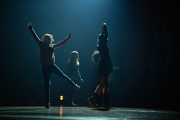 Theaterspielen und tanzen - das machte der «Tag der Kultur» auch auf der Bühne des Theater Uri möglich. Foto: Valentin Luthiger (pd)