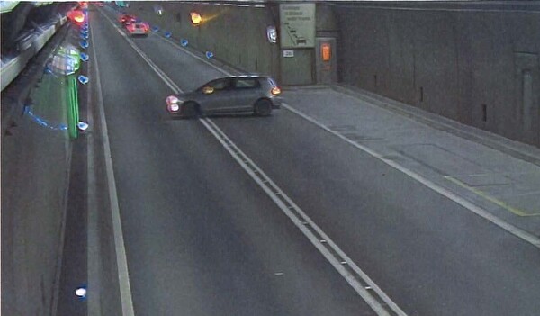 Wendemanöver im Gotthard-Strassentunnel