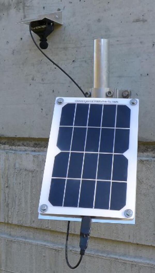 Lärmmessgerät mit Solarpanel