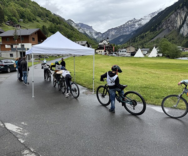Veloprüfung 2025 in Unterschächen