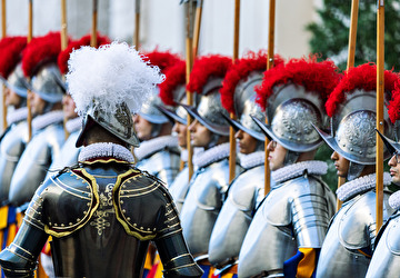Vereidigung der Schweizergardisten im Damasushof im Vatikan (Foto: Jessica Krämer, GSP)