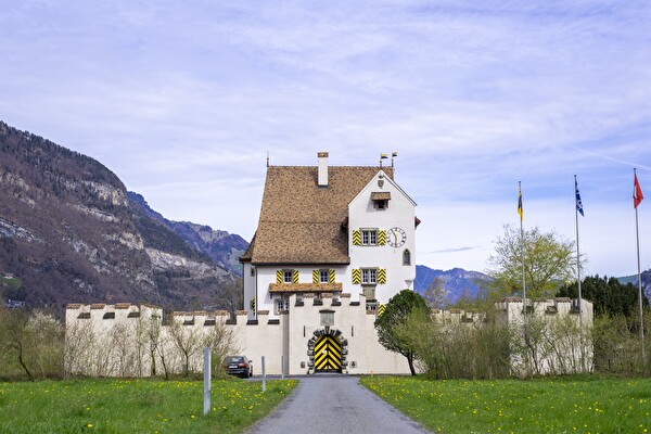 Schloss A Pro 2024