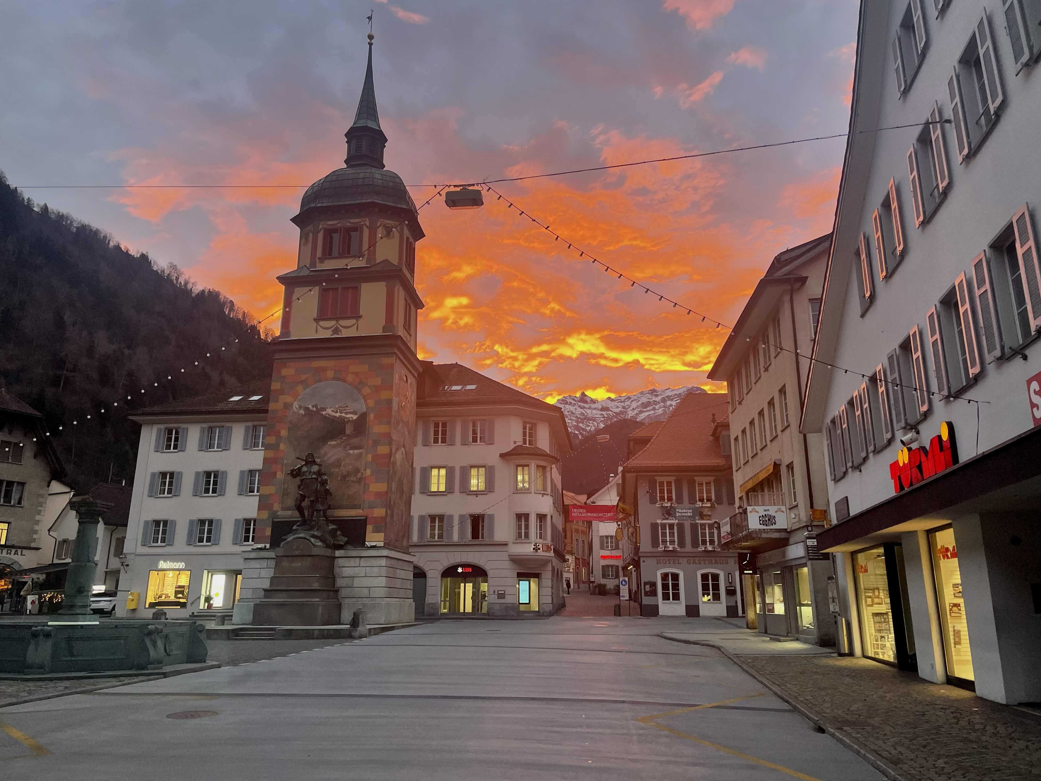 Auch das Ortsbild von Altdorf wandelt sich – nicht nur in den Bauten, auch in den Zwischen-räumen. (Abbildung Pietro Caviglia, Abteilung Denkmalpflege und Archäologie, Kanton Uri)