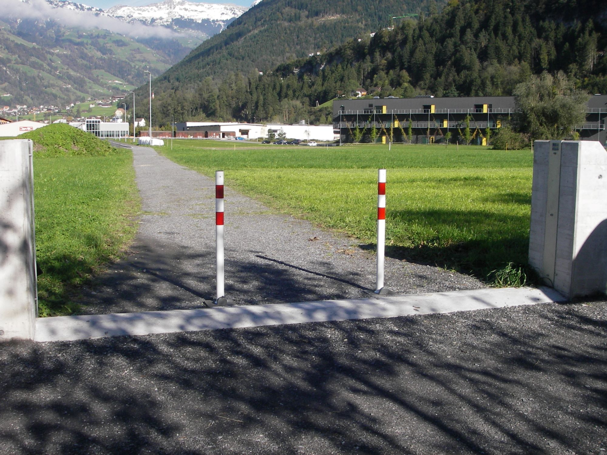 6_Einbaustelle_mobiler_Dammbalkenverschluss2.JPG
