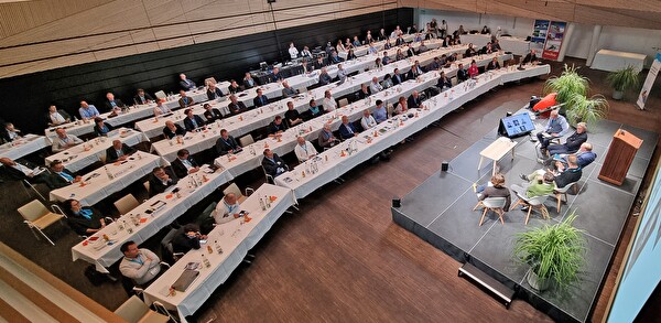 Einblick ins TourismusForum Alpenregionen: Der internationale Anlass wurde im September 2021 in Andermatt durchgeführt.