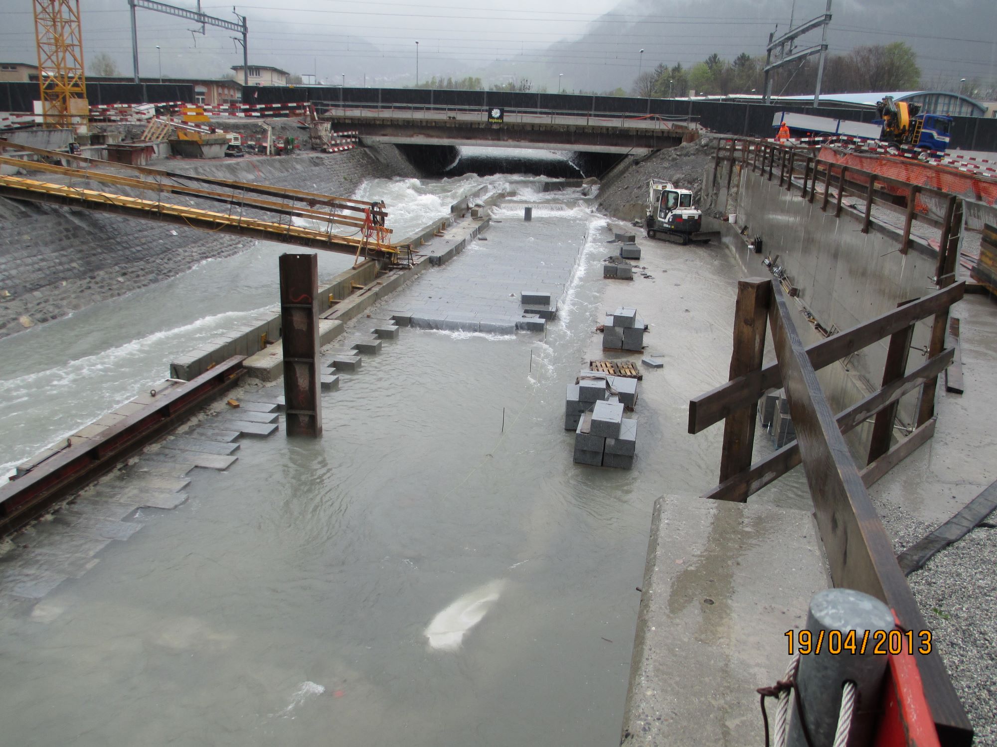 7_Winterhochwasser_waehrend_der_Ausfuehrung2.JPG