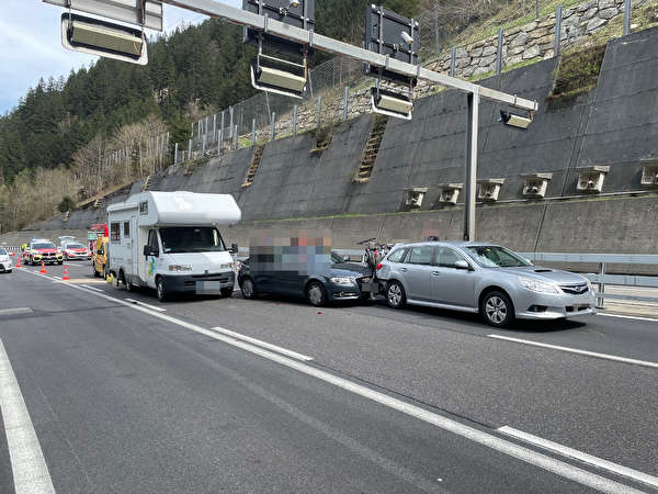 Wassen: Verkehrsunfall auf der Autobahn A2 – niemand verletzt