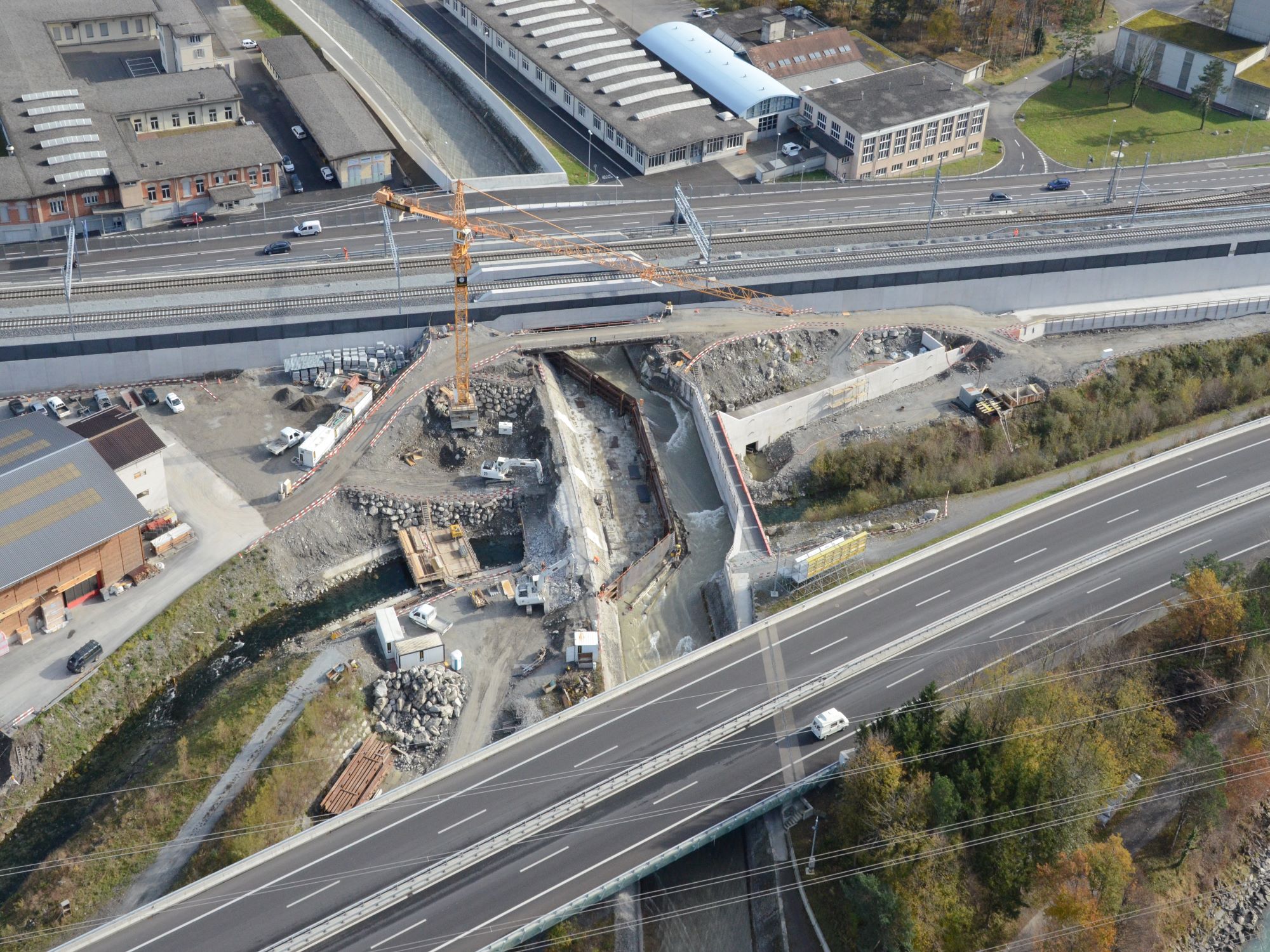 5_Uebersicht_Baustelle_Durchlass_Stille_Reuss2.JPG