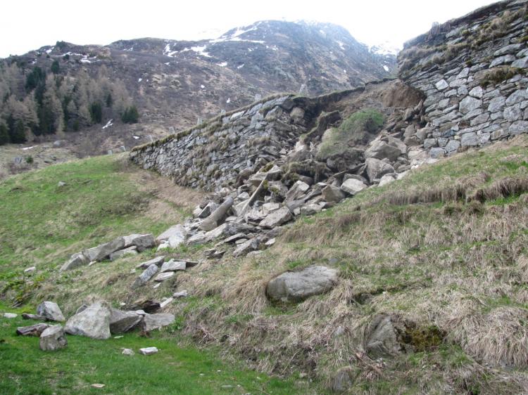 Der alte Gotthardweg in Hospental