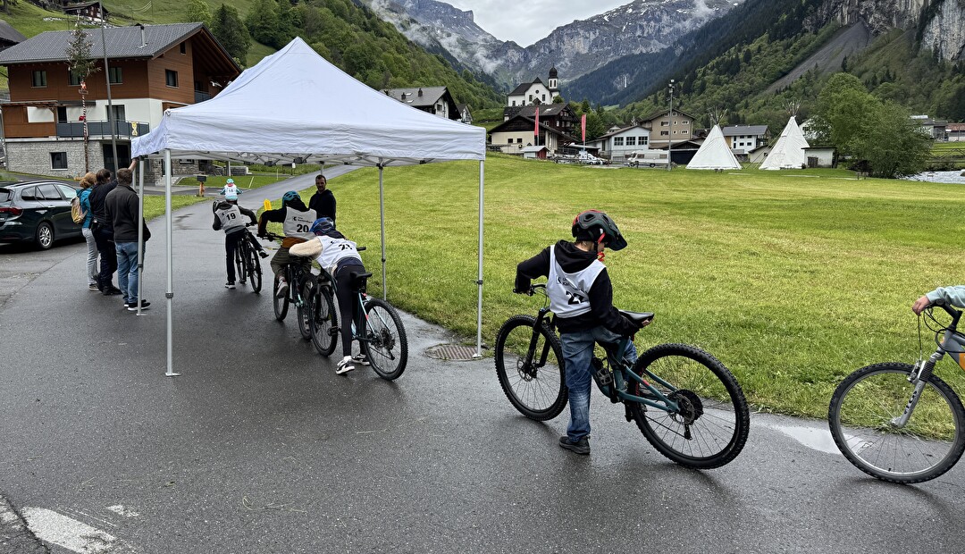 Veloprüfung 2025 in Unterschächen