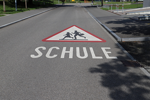 Medienmitteilung der Zentralschweizer Polizeikorps: Schulanfang 2024: Stoppen für Schulkinder