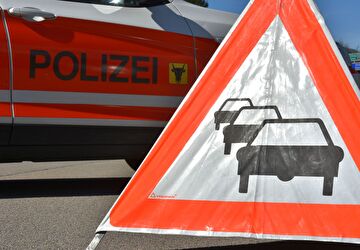 Für die Sommerreisezeit gelten im Kanton Uri auf der Autobahn A2 in Richtung Süden erprobte Regulierungsmassnahmen. Bild Baudirektion Uri