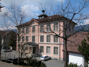 Schulhaus in Buochs