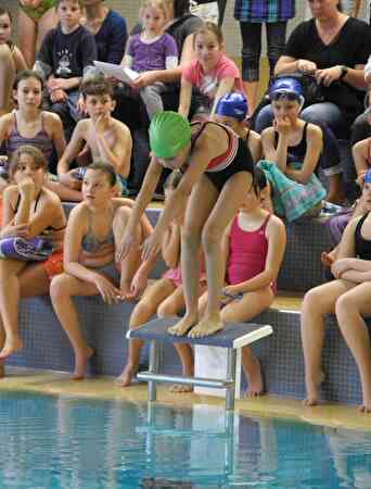 Impressionen vom Kant. Schüler-Schwimmwettkampf 2015