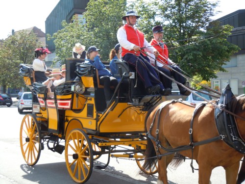 ...mit Kutsche auf Durchreise