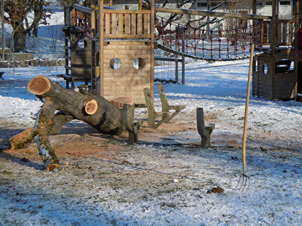 Arbeiten Spielplatz 2012