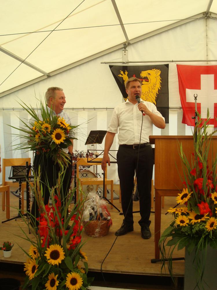 Toni Brunner und Bernhard Haas amüsiert