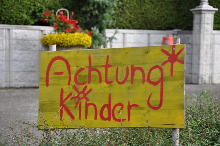 Tafel Achtung Kinder