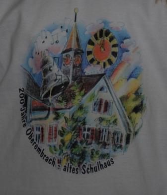 T-Shirt Primarschulkinder mit altem Schulhaus