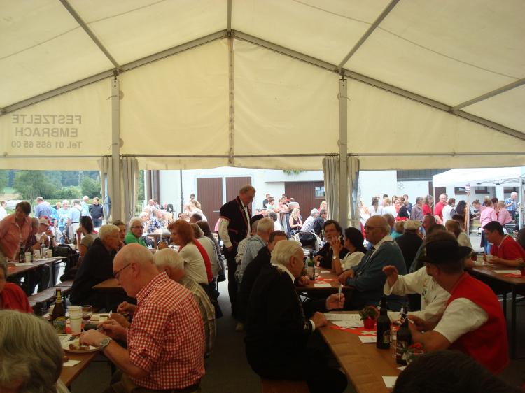 Stimmung im Festzelt