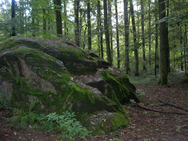 Rötelstein
