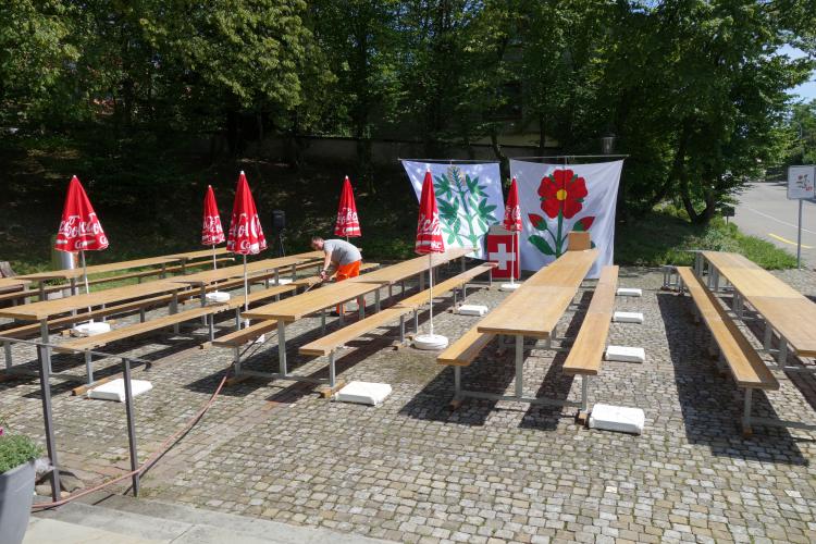 Vorbereitungsarbeiten durch den Unterhaltsdienst der Gemeinde Wangen-Brüttisellen.