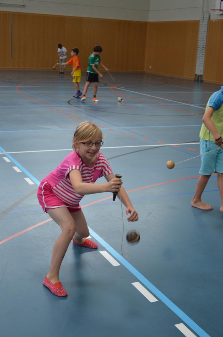 Spilnachmittag mit Hans Fluri von der Spielakademie Brienz