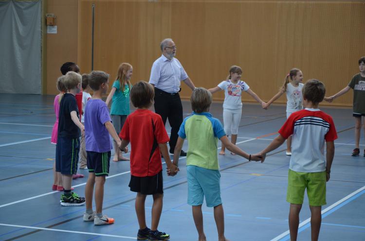 Spilnachmittag mit Hans Fluri von der Spielakademie Brienz