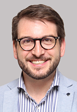 Erni Dominic