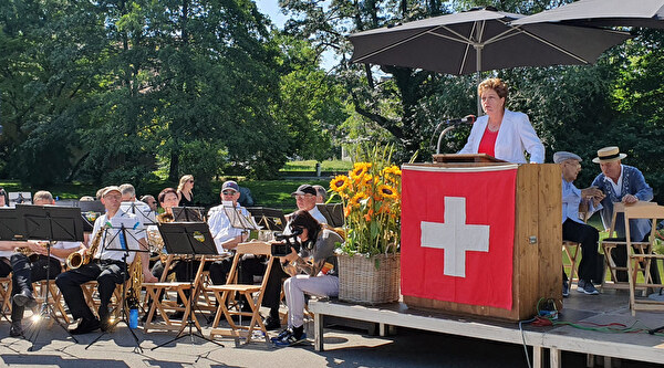 Silvia Steiner als Rednerin am 1. August 2019
