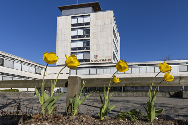 Stadthaus Uster im Frühling