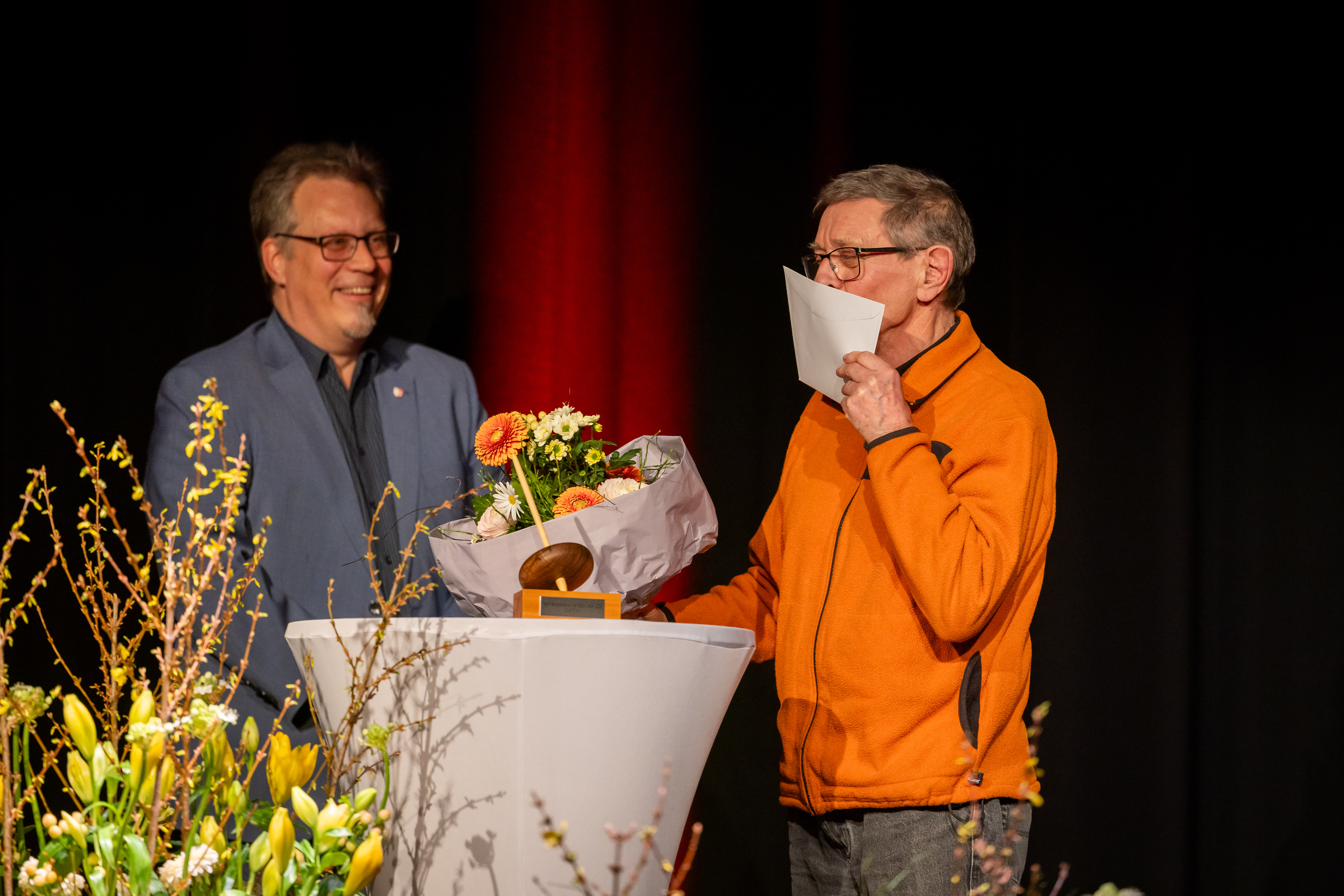 Stadtrat Stefan Feldmann und Nachhaltigkeitspreisträger Göpf Mülli