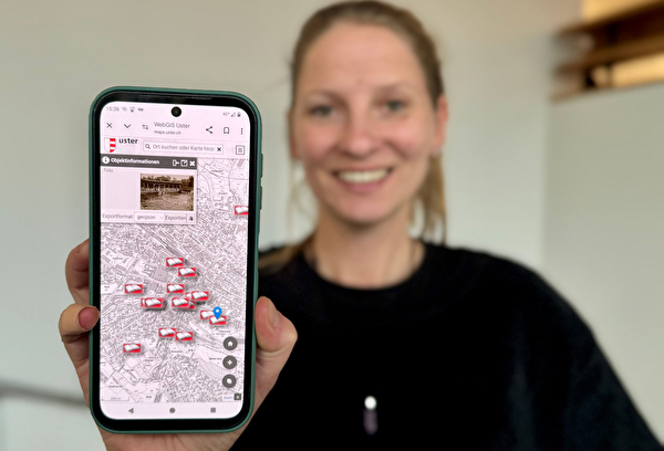 Angelina Immoos und das Web-Gis auf dem Handy