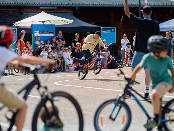 BMX-Bike Show mit Zuschauenden