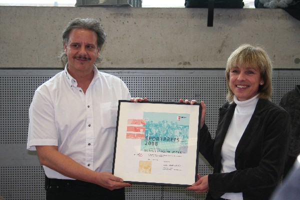 Der Unihockeyclub Uster ist Preisträges des Sportpreises der Stadt Uster 2008