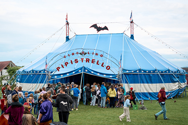 Das Zirkuszelt von Circolino Pipistrello