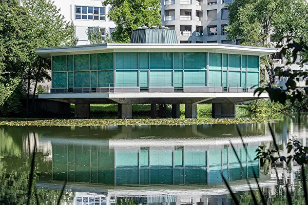 Pavillon im Zellweger-Park