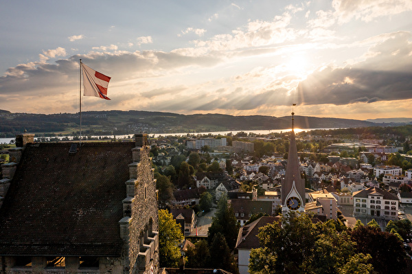 Luftbild der Stadt Uster