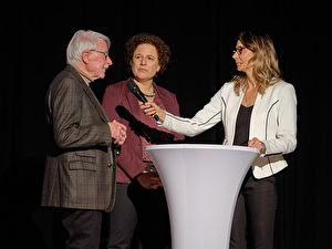 Entstehung Stadtpreis Engagement, Gemeinderat Walter Strucken + Mary Rauber
