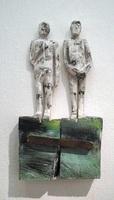 Paar, getarnt als Birken, 1999-2015, Pappelholz, Eisen, bemalt, Höhe 70 cm