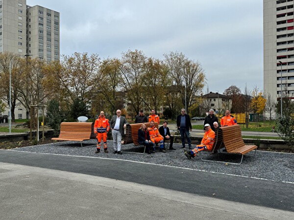 GR und Werkhof auf Rathausplatz