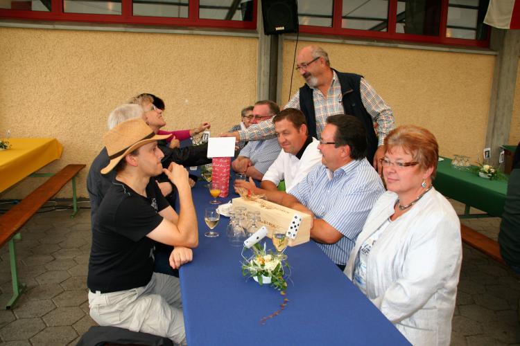 ..und unsere Nachbarn.