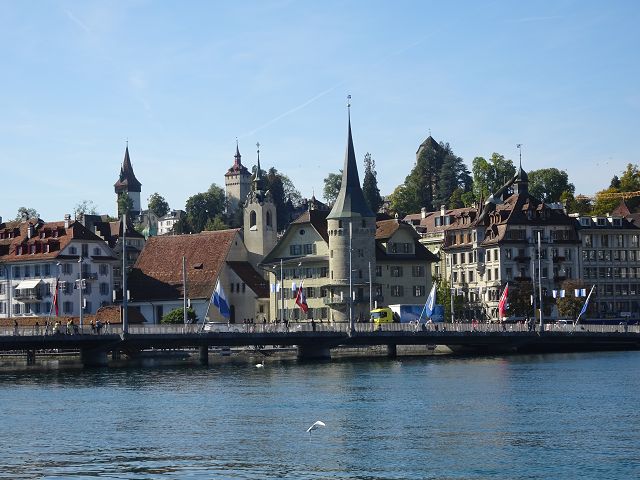 Vierwaldstättersee mit seiner Vielfalt und Luzern