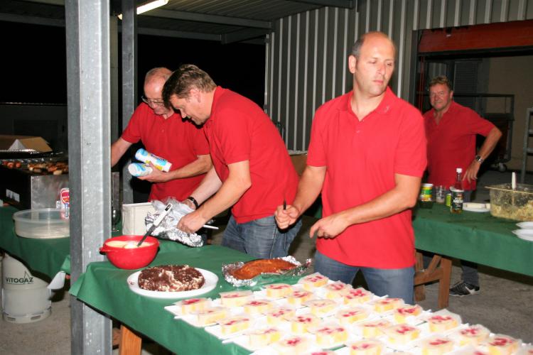 ..es hat noch Desserts...