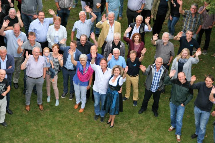 Alle winken...