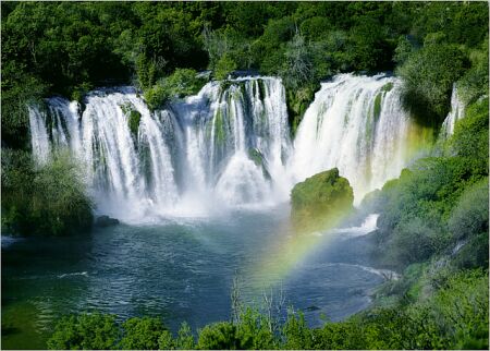 Bild eines Wasserfalls